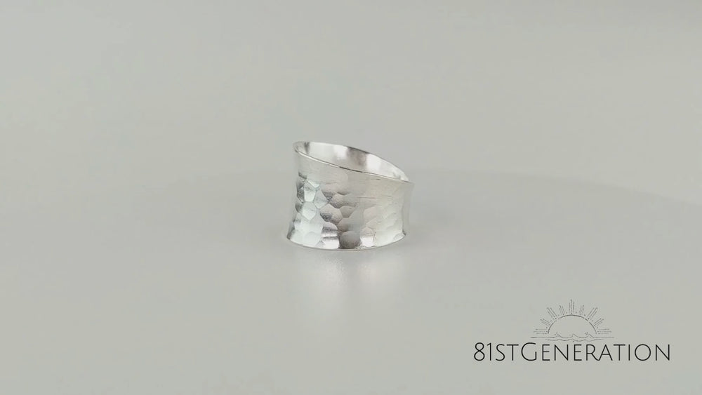 
                  
                    Load and play video in Gallery viewer, Pure Silver Hill Tribe Wide Hammered Adjustable Ring Thumb &amp;amp; Fingers
                  
                