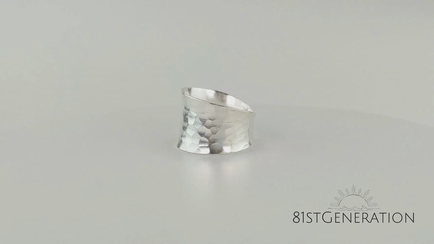 
                  
                    Load and play video in Gallery viewer, Pure Silver Hill Tribe Wide Hammered Adjustable Ring Thumb &amp;amp; Fingers
                  
                