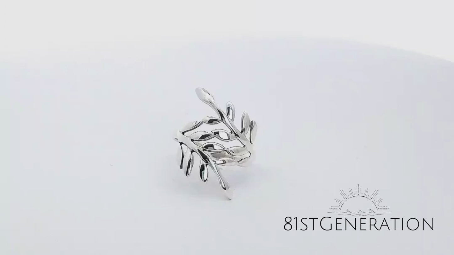 
                  
                    Load and play video in Gallery viewer, Sterling Silver Vine Branch Laurel Leaf Wrap Ring Nature Inspired
                  
                