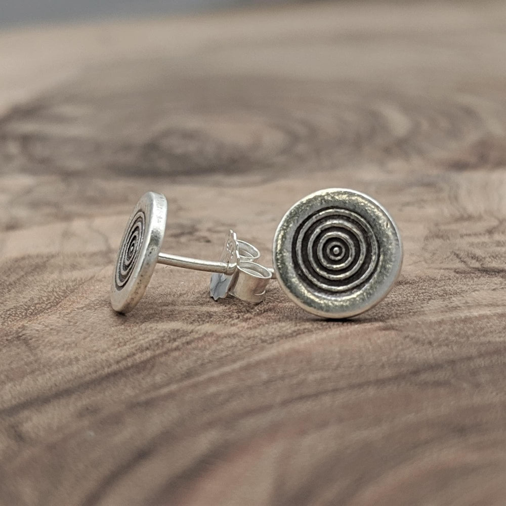 
                  
                    Pure Silver Karen Hill Tribe Round Studs Circle Disc Stud Earrings
                  
                