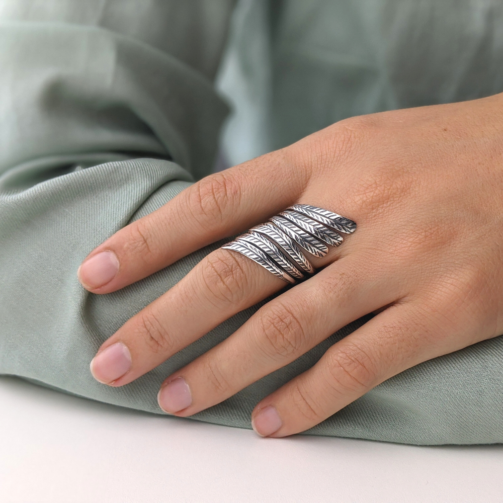 Sterling Silver Wide Wrap Detailed Feather Leaf Adjustable Ring