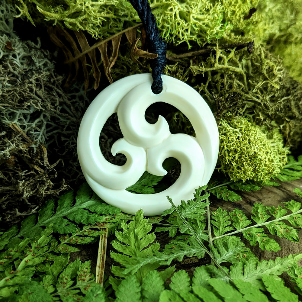 Bone Round Triple Koru Maori Style Wave Pendant Cord Surfer