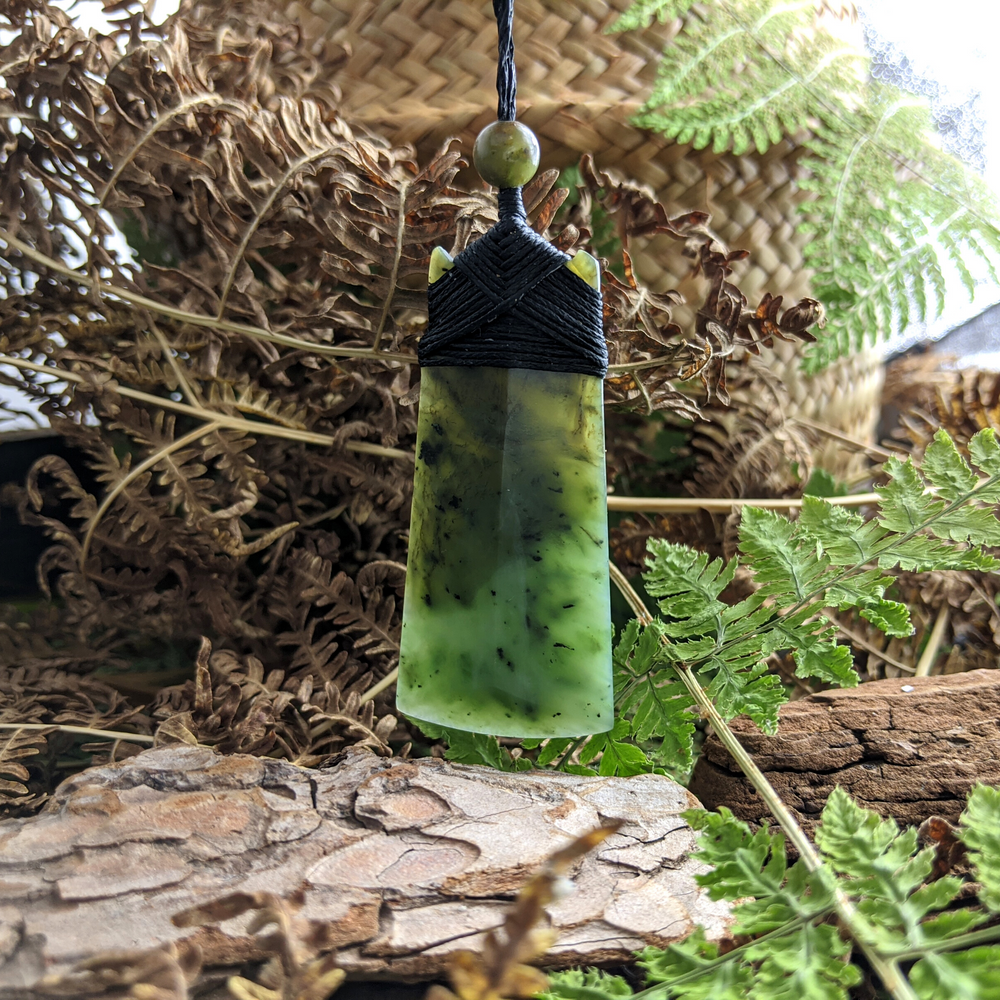 Maori 2025 toki pendant