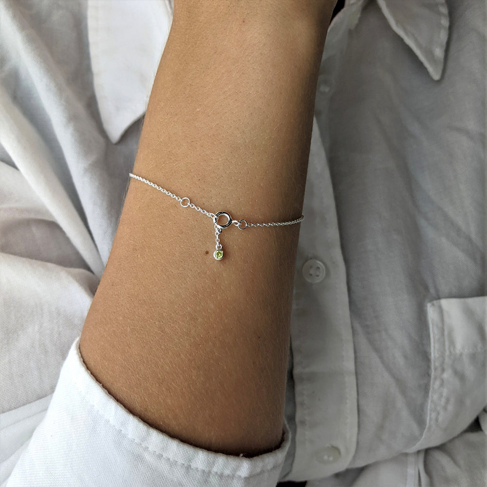 
                  
                    Sterling Silver Cut-Out Heart Chakra Thin Cable Chain Bracelet
                  
                